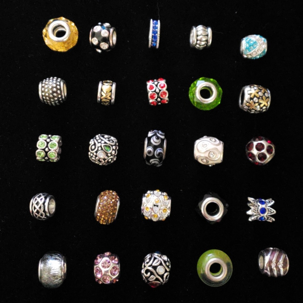 Bracelet/Necklace Bead Charms - 25 pieces